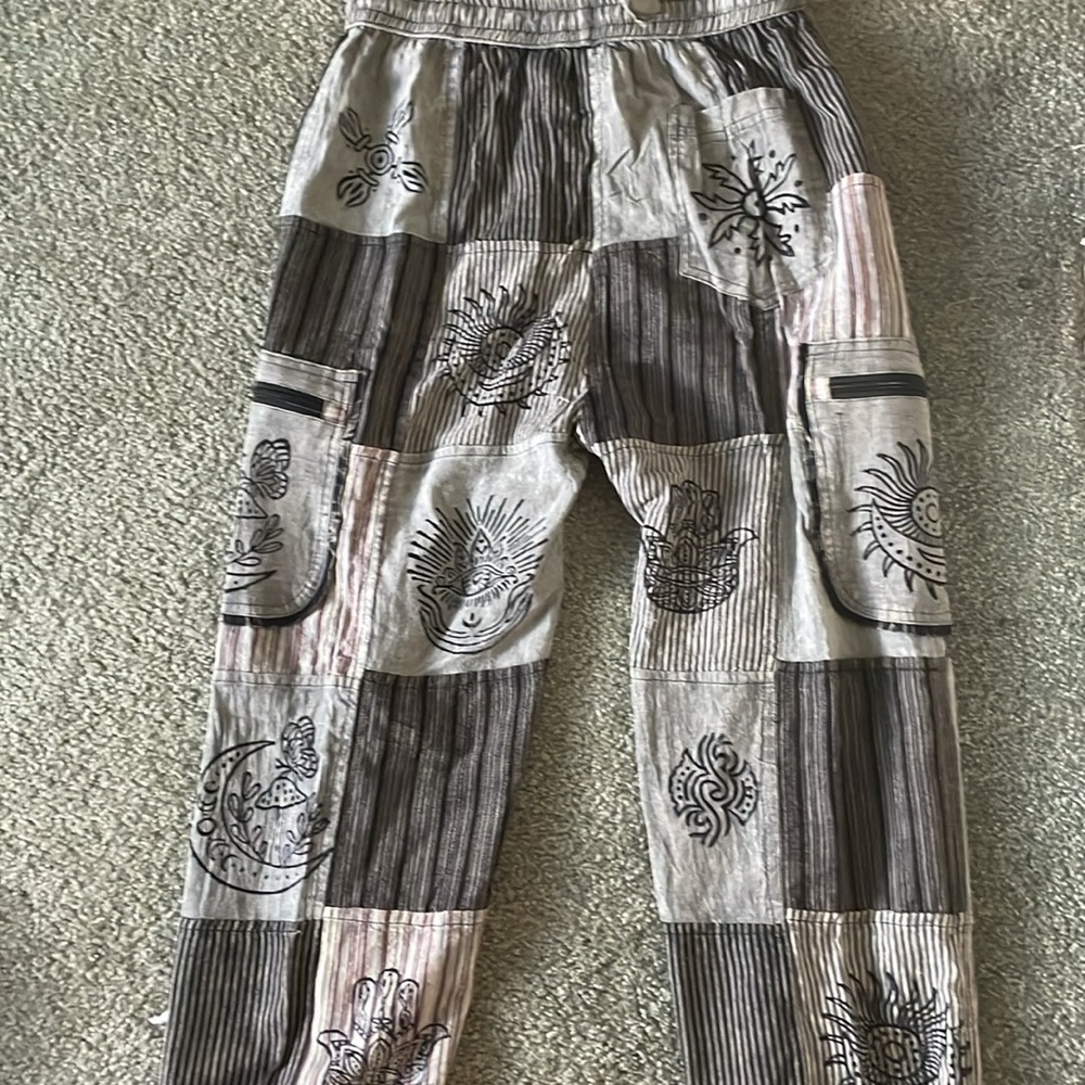 Gray patchwork pants - Picture 6 of 6